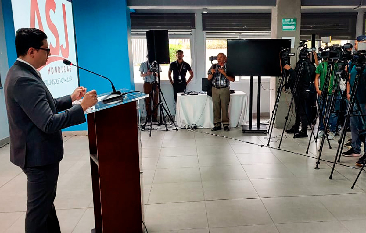 Kevin Rodríguez lee pronunciamiento: ASJ DEMANDA TRANSPARENCIA Y UNA RIGUROSA REVISIÓN DE LOS CONTRATOS ENERGÉTICOS PRÓXIMOS A DISCUTIRSE EN EL CONGRESO NACIONAL